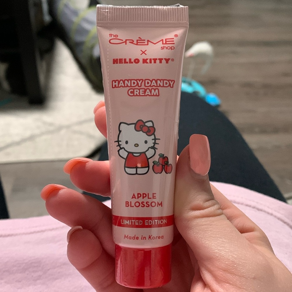 The crème shop hello kitty handy dandy cream